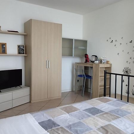 Bed and Breakfast Sleep & Fly Malpensa Case Nuove  Exteriér fotografie