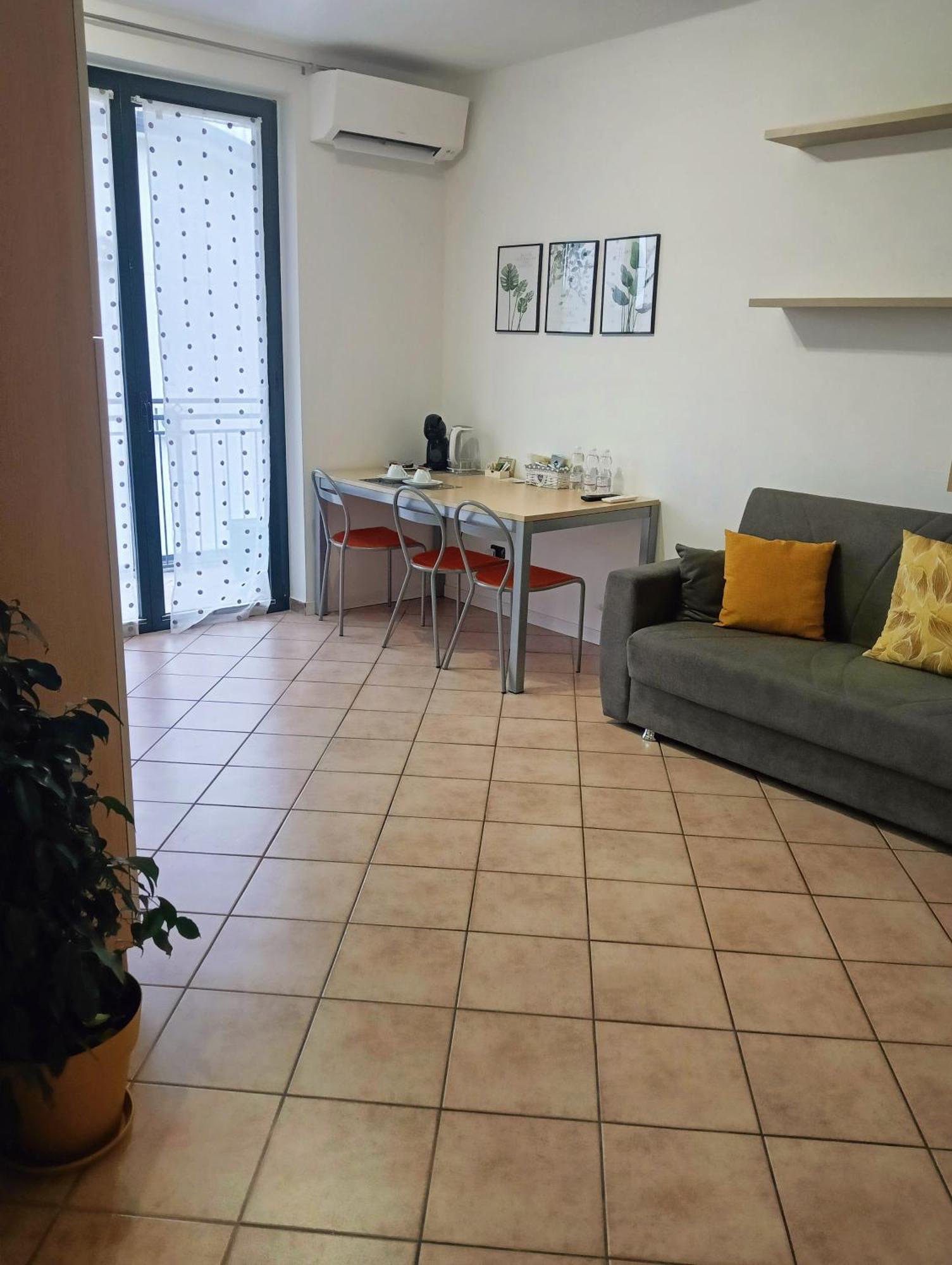 Bed and Breakfast Sleep & Fly Malpensa Case Nuove  Exteriér fotografie